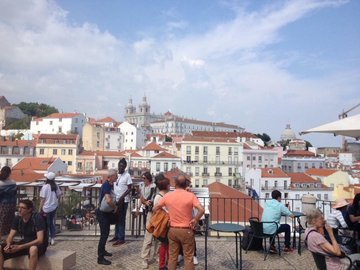 Studio In The Heart Of Alfama Lisbon Exterior photo